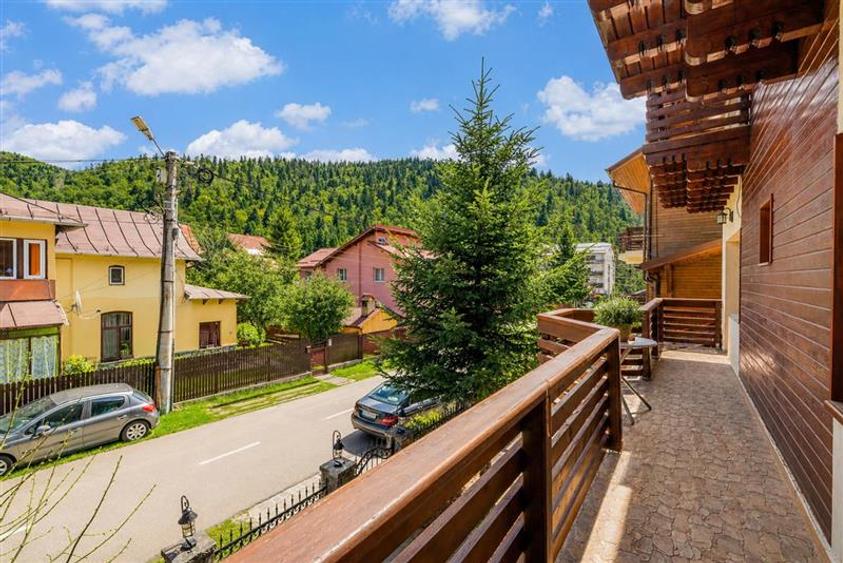 Pensiune boutique in Busteni, Central, cu restaurant, bar, terase, caracter aute