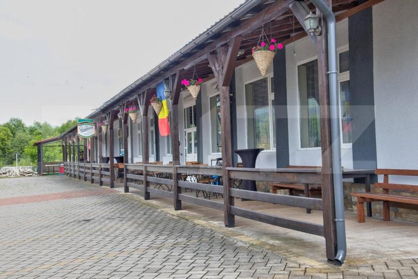 Spatiu Comerical Restaurant 15 camere, 1050mp, Josenii Bargaului