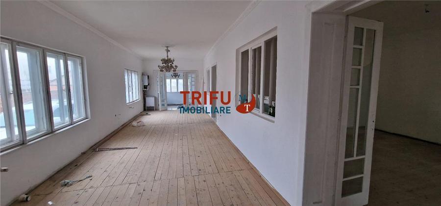 Casa individuala cu 5 camere si garaj de vanzare in Alba Iulia zona Centrala