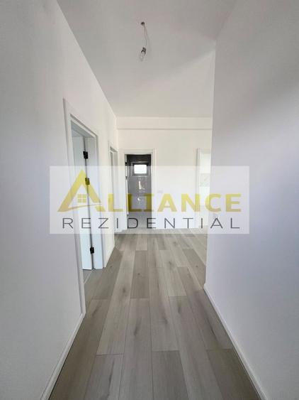 CASA PARTER -3 camere-2 BAI-TEREN 325MP