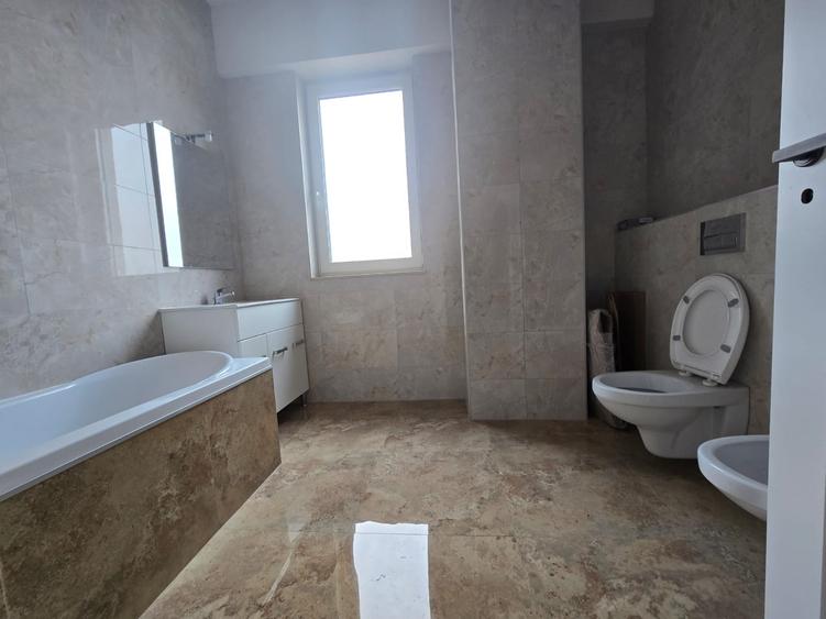 Apartament 4 camere Bucium, la bulevard,intabulat,parcare subterana,et.7:157159