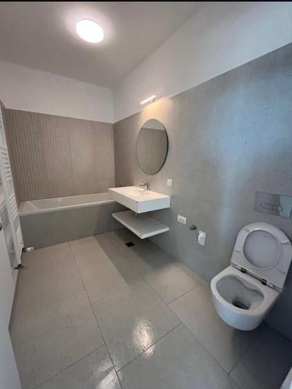 Proprietar, vind apartament elegant, vedere deosebit de frumoasa