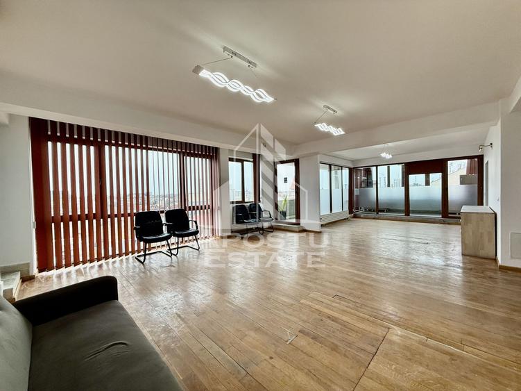 Apartament de tip penthouse de vanzare, zona Fabric Timisoara
