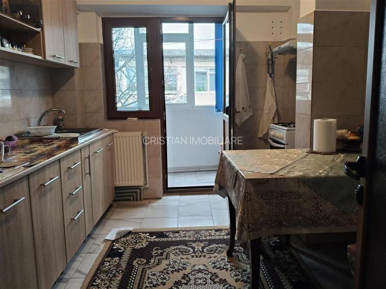 VEZI VIDEO! 3 camere, decomandat, 71 mp, 2 bai, Renovat 2024, Obor - 4