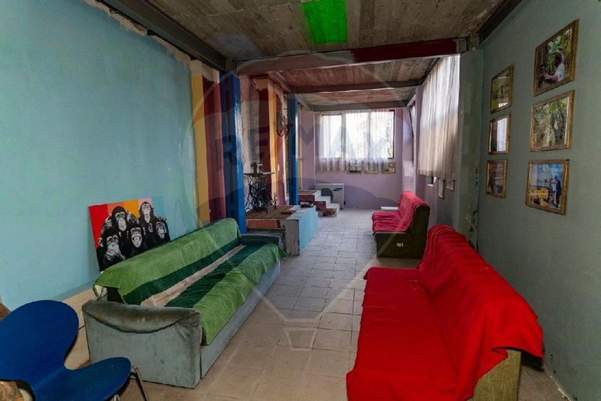 Spațiu comercial de închiriat/vanzare,zona OM,Hunedoara