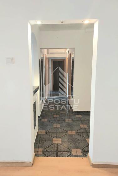 Apartament cu 3 camere, de vanzare, zona Sagului, Timisoara