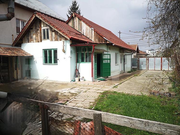 Casa individuala ,85 mp, teren de 879 mp, zona aeroportului