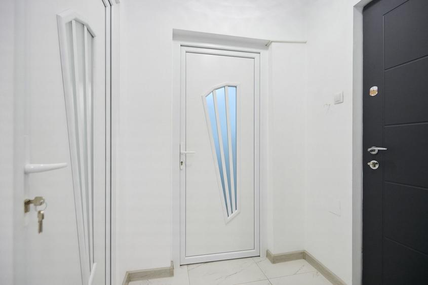 Garsonieră decomandată - Complet renovată -  Parter – Prundu