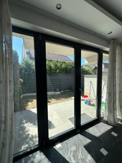Casa de inchiriat, 143 mp, curte 260 mp, zona Centrul Vechi