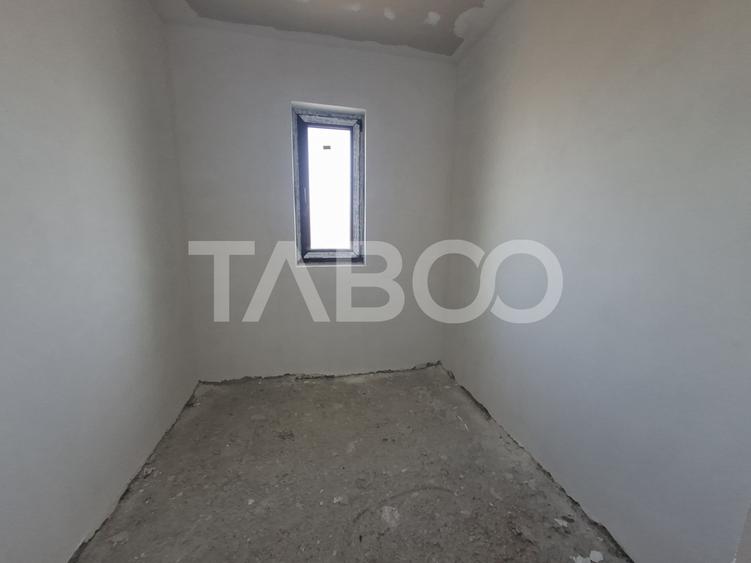 Casa individuala de vanzare 4 camere 300 mp teren Exterior Sibiu