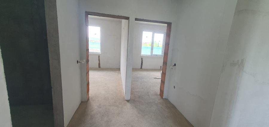 Vand URGENT casa cu 3 cam.Su=130 mp.