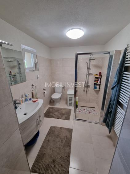 Vilă individuală premium, complet renovată|274 mp|715 mp teren| Cetate