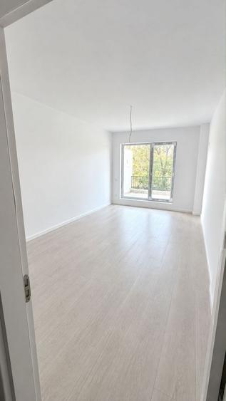 3 camere, Pallady, metrou, curte proprie, 2 bai, 208mp