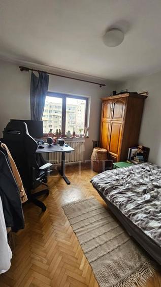 Apartament 3 camere în zona Calea Floresti