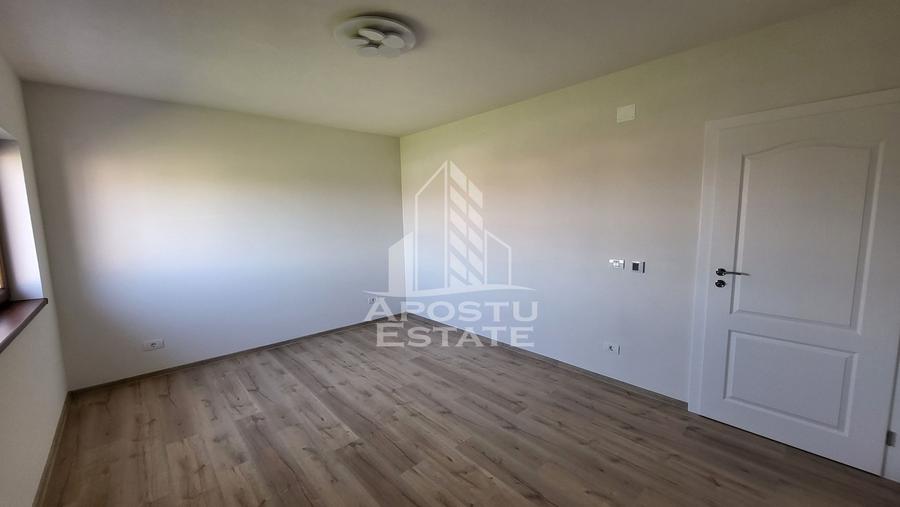 Duplex nou,5camere,despartit prin zid dublu,Dumbravita Cora