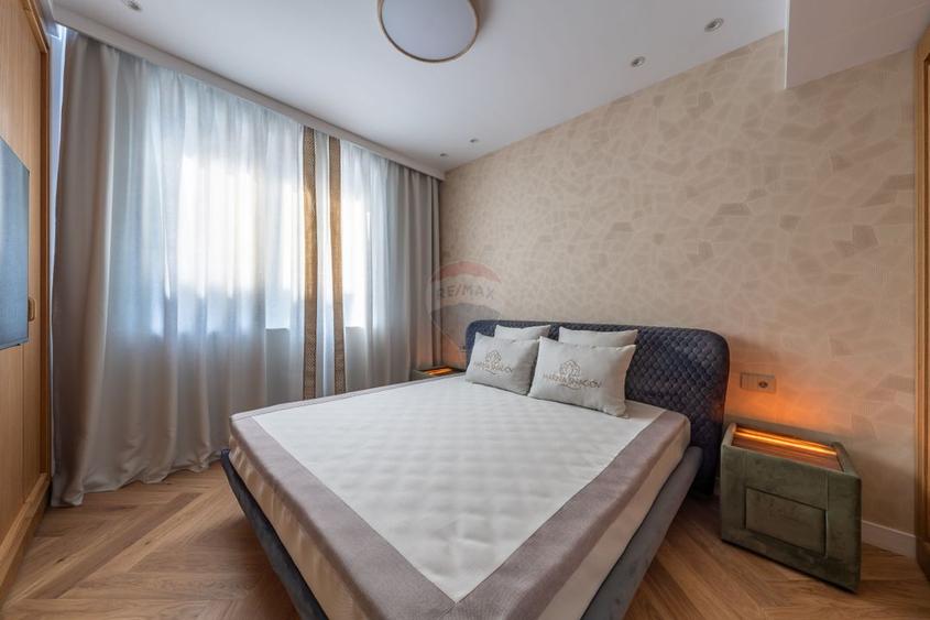 Vila cu 4,5,6 camere de vanzare in Marina Snagov
