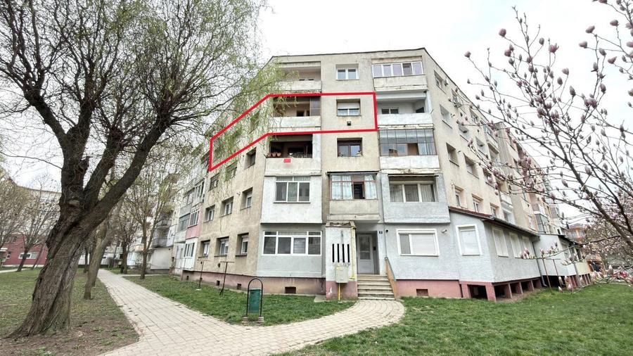 Apartament 3 camere MV1 Str. Gladiolei 6 Etaj III - Carei -