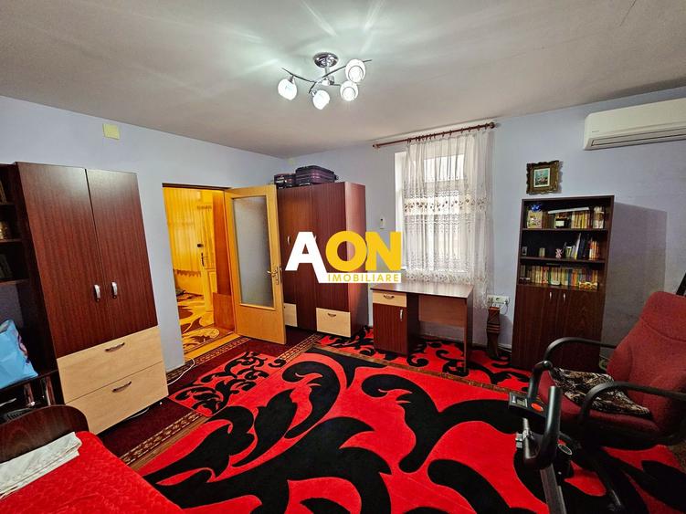Casa 3 camere, 2 bai, mobilata, utilata, 645 mp teren, zona Lipoveni
