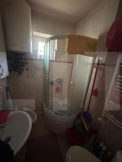 Apartament cu 2 camere, decomandat, 34 mp, etaj 3, zona Olinescu-Dorohoi
