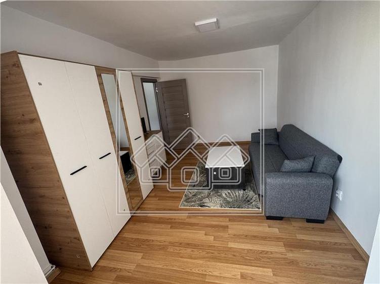 Apartament de inchiriat in Sibiu - 2 camere - decomandat zona buna