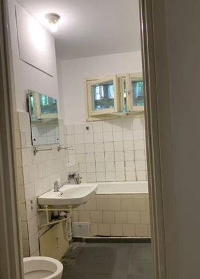 Apartament 3 Camere,Berceni metrou PIATA SUDULUI  et 3/4 ,bl.reabilitat,Liber!