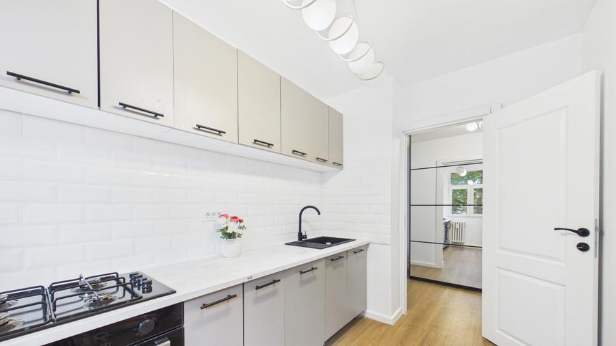 0% Comision | Apt 3 camere, renovat 2026, Metrou 1 Decembrie 1918% - 148.500 €