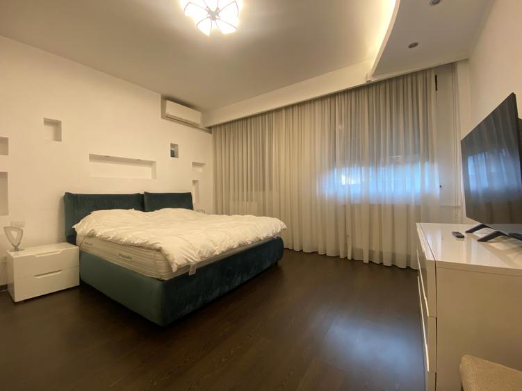 Lovely apartment on 2 levels in a villa in Primaverii