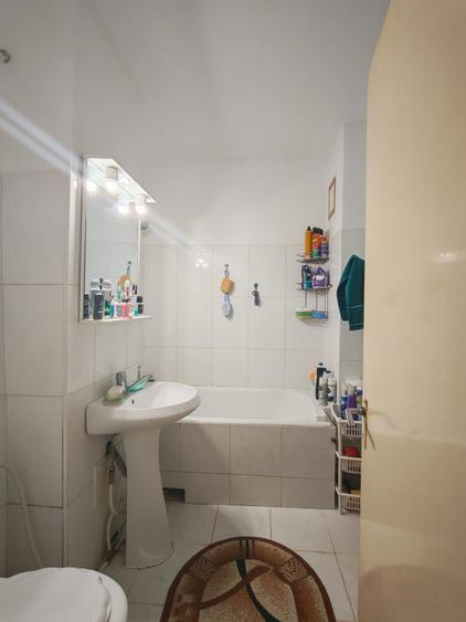 Apartament 3 camere str Emil Racovita