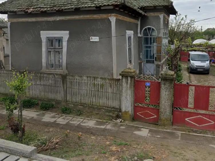 Vând proprietate cu teren de 1.840 mp Golenți, Dolj