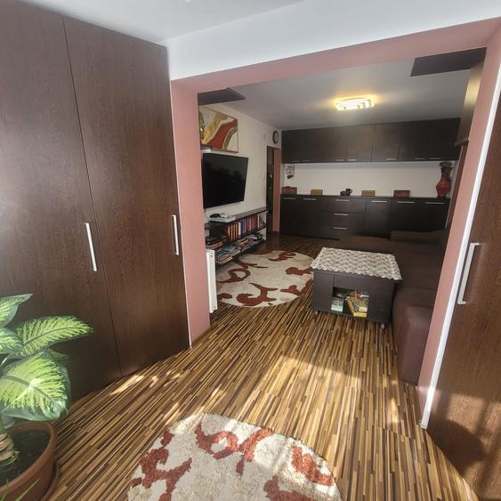 De vanzare apartament cu 4 camere, bld Grivitei