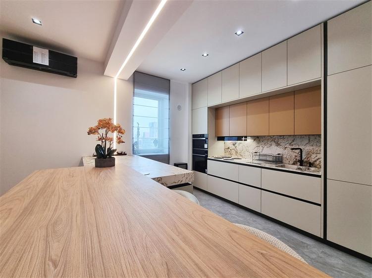 Designer Duplex - Penthouse for Rent | Weekly Housekeeping | Parking