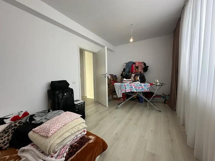 Vilă modernă tip înșiruit – casa perfectă pentru tine și familia ta