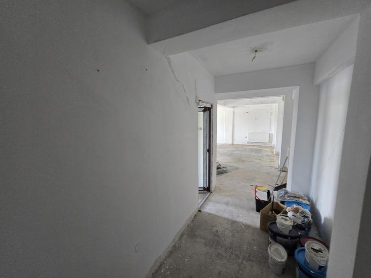 Inchiriere Spatiu birouri | 70mp | Lukoil (Socola) | Bularga |