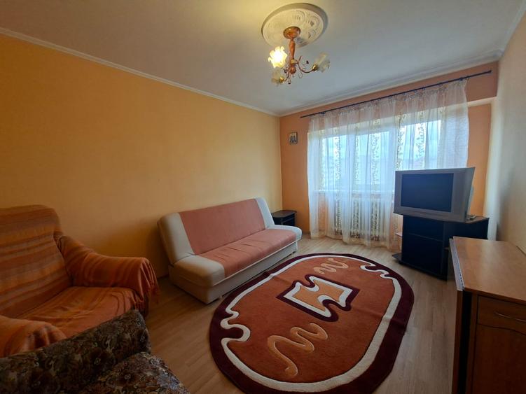 Apartament 3 camere decomandat, zona Pacurari