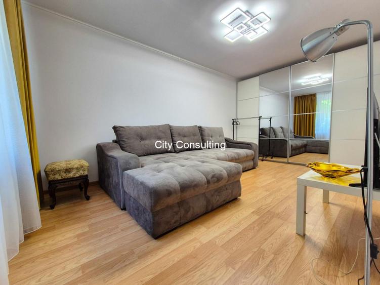 Vanzare apartament 2 camere Fizicienilor