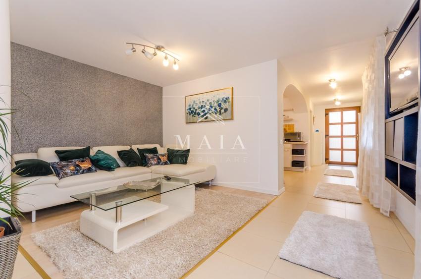 Casa 3 camere, renovata, 2 bai, terasa, Lupeni-10 min de Centru