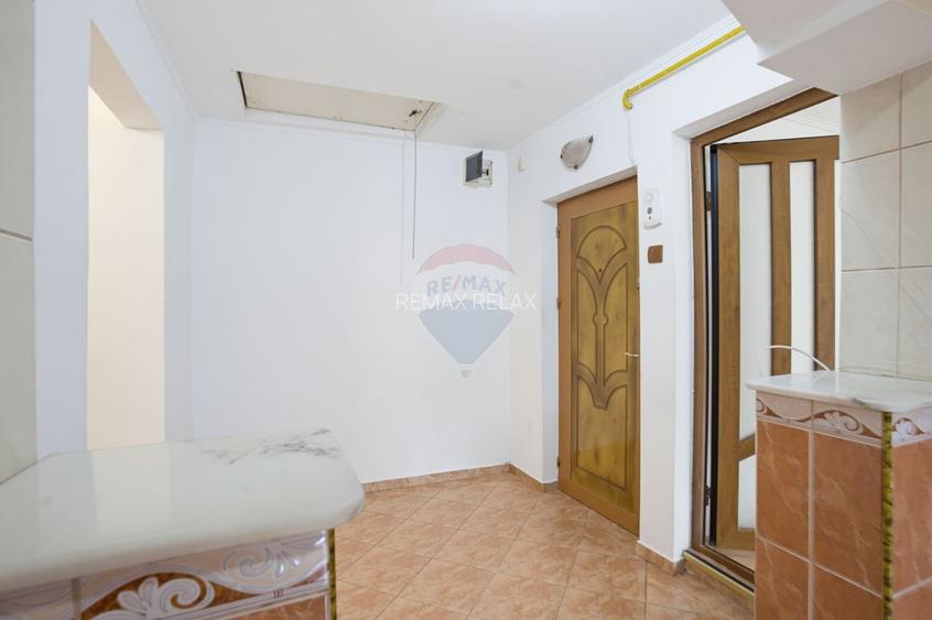 Apartament cu 3 camere, decomandat- Vaslui, Str. Bucuresti! - 9