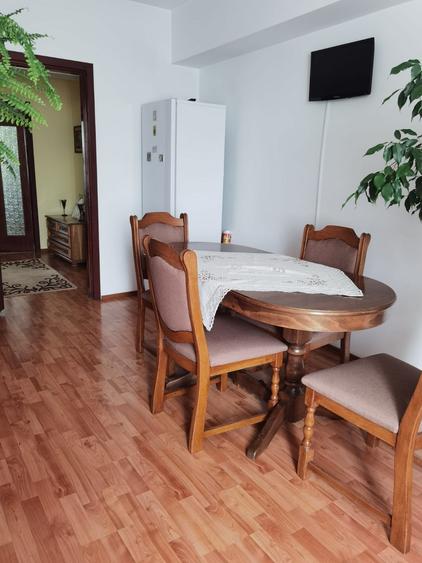 Apartament 5 camere Piata Mare
