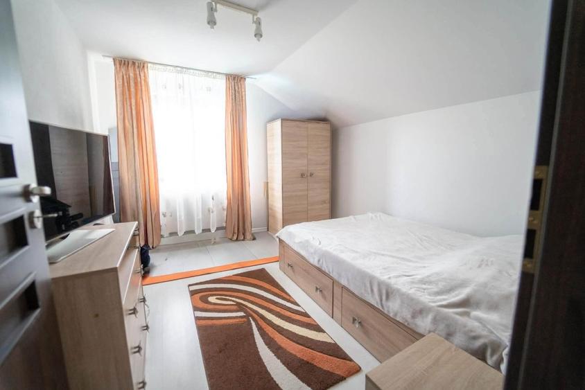 Casa individuala, P+M, complet mobilata , piscina si jacuzzi, comuna Berceni!
