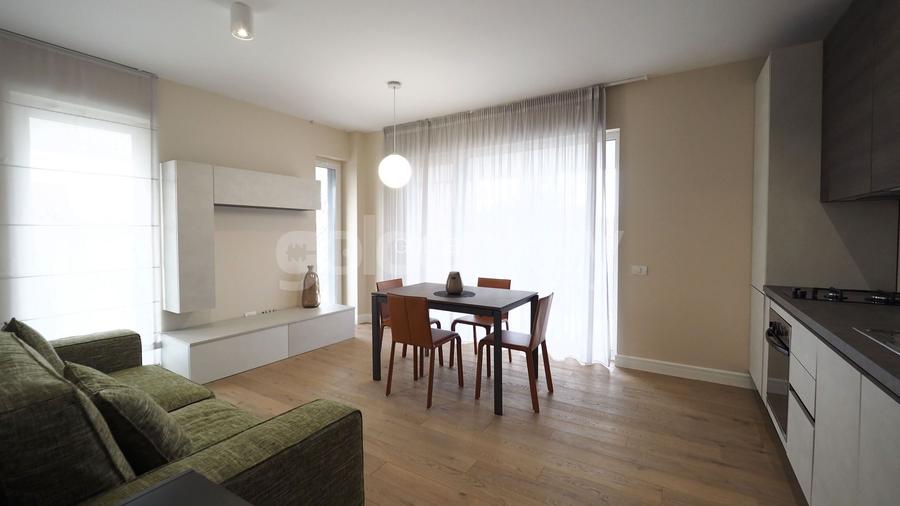 Apartament cu 3 camere, terasa generoasa, vedere deschisa, 2 garaje - 4