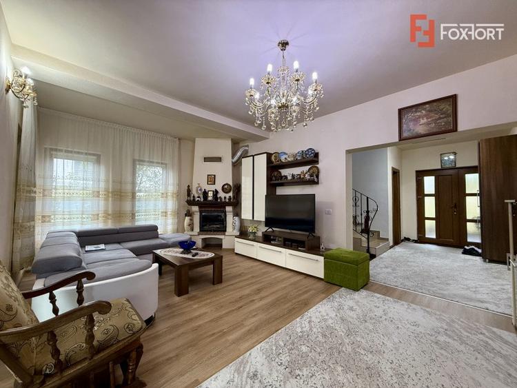 Casa individuala cu 5 camere si teren de 506 mp, zona Ghiroda