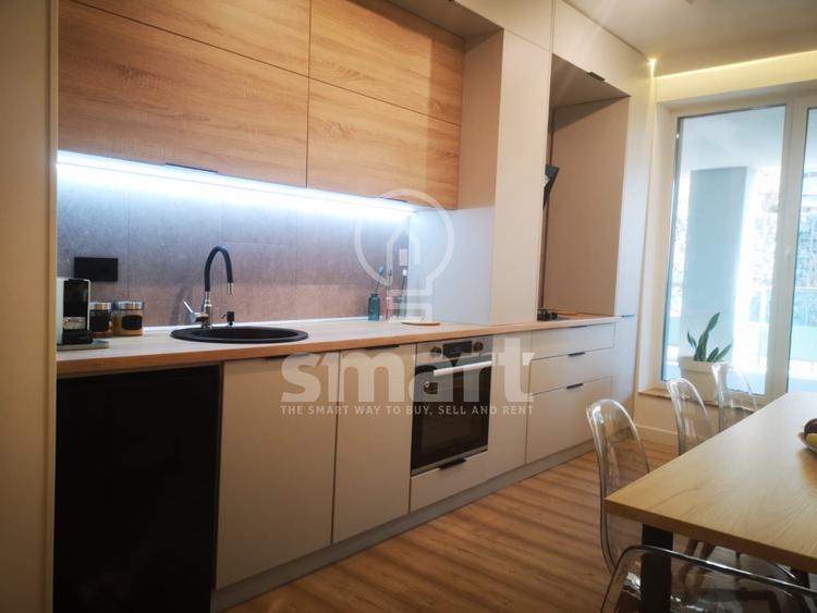 Apartament 3 camere de vanzare cu parcare si terasa panoramica in Grigorescu