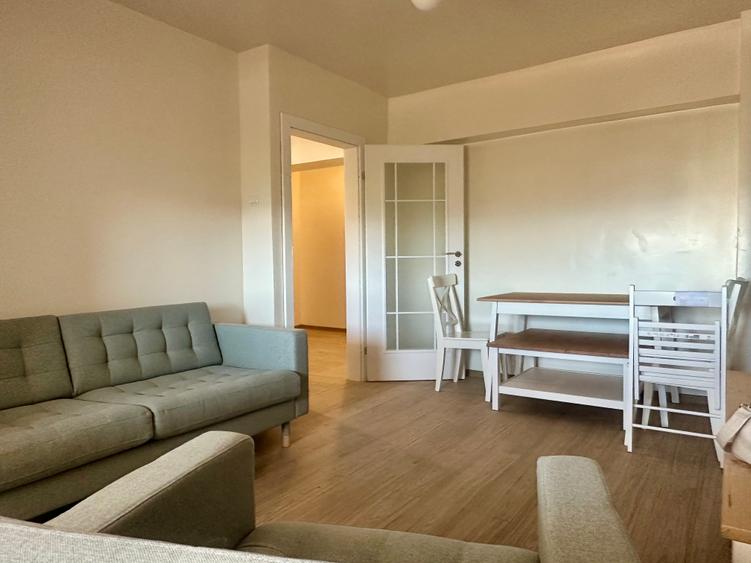 Apartament 3 camere de inchiriat Centru