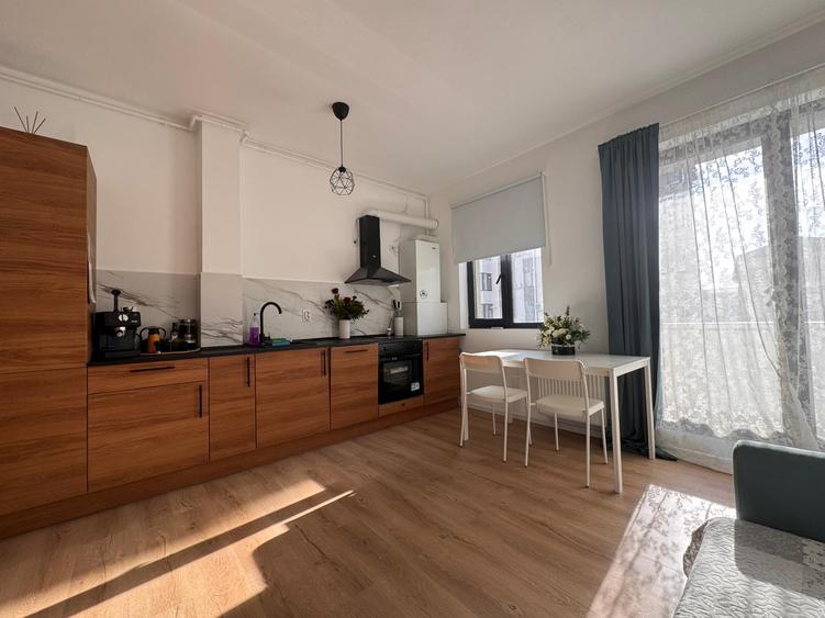 Apartament cu 2 camere de vanzare, zona Safirului