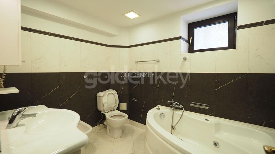 Apartament somptuos tip duplex cu 5 camere si gradina de 300mp - 14