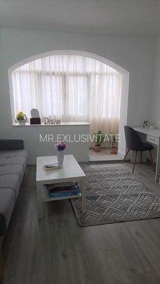 Vand apartament 2 camere zona centrala