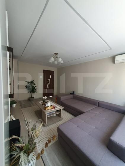 Apartament de vanzare - 4 camere - Zona Tudor