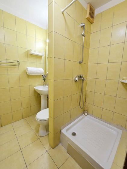 De vanzare | Apartament 3 camere | Rahova - Sebastian