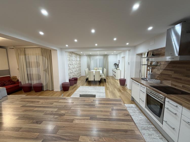 Casa modernă , 1000 mp teren , la 3,5 km de centrul orașului Suceava