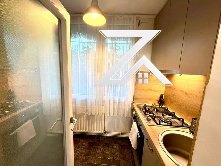 Apartament 3 camere decomandat | Etaj 1 | Mobilat și utilat | Zonă excelentă